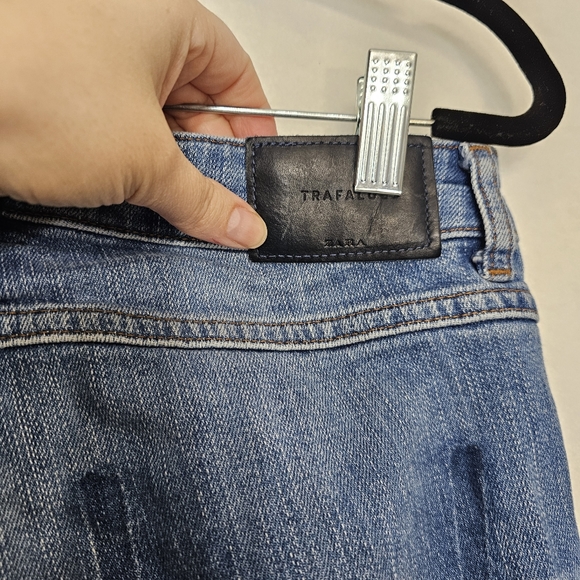 Zara Straight Leg Cropped Fringe Hem Distressed Jeans size 6 - Picture 4 of 11